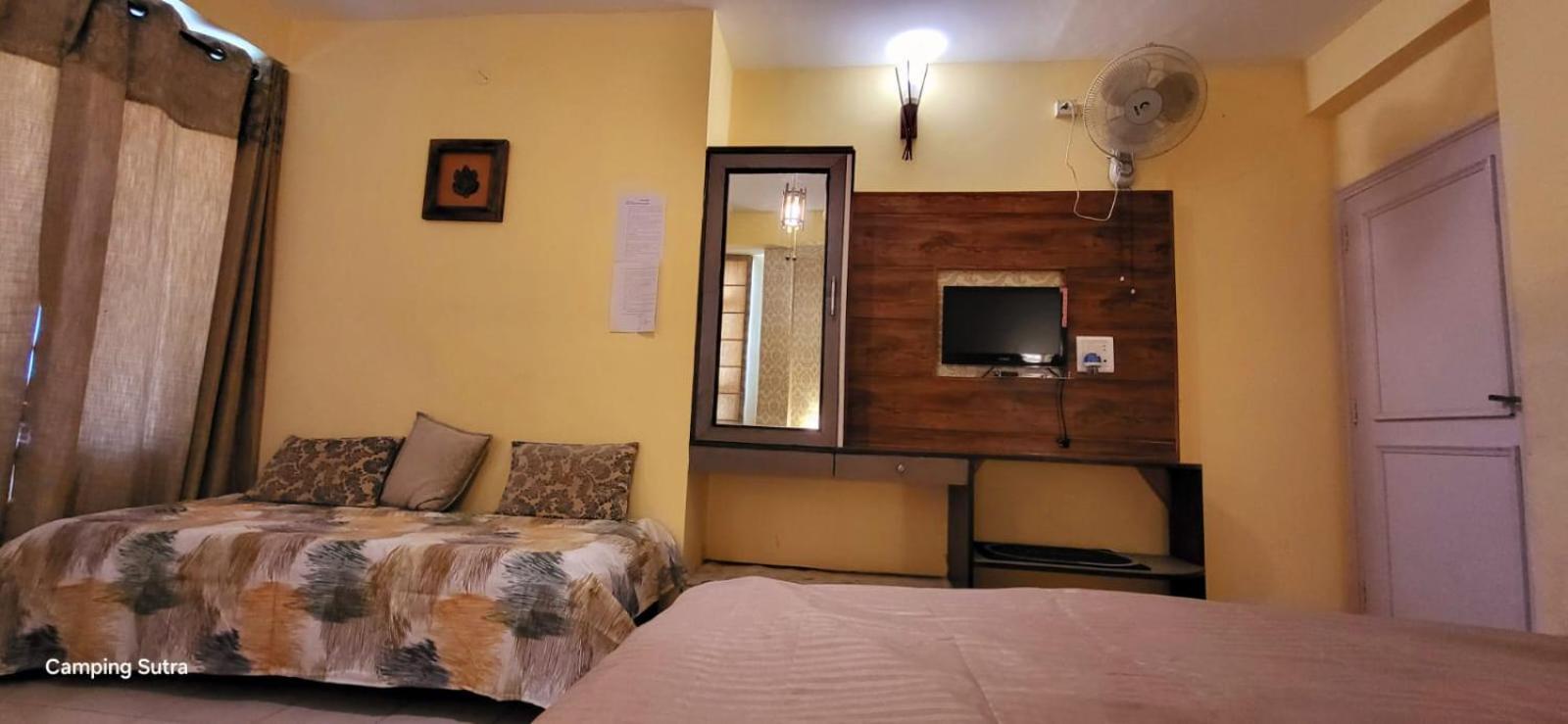 Hotel The Club Nine Муктешвар Экстерьер фото